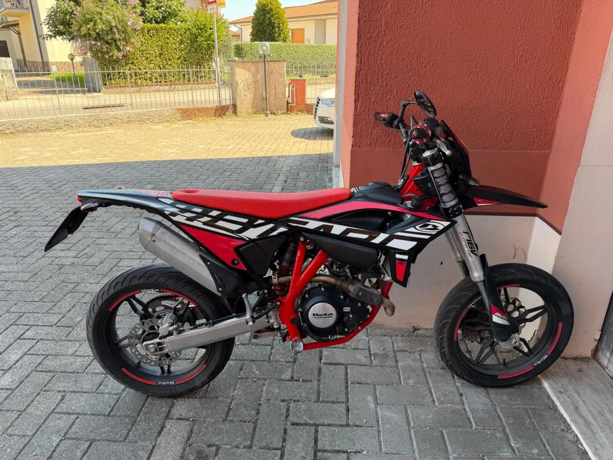 Betamotor RR 125 4T Motard LC (2021 - 23) (4)