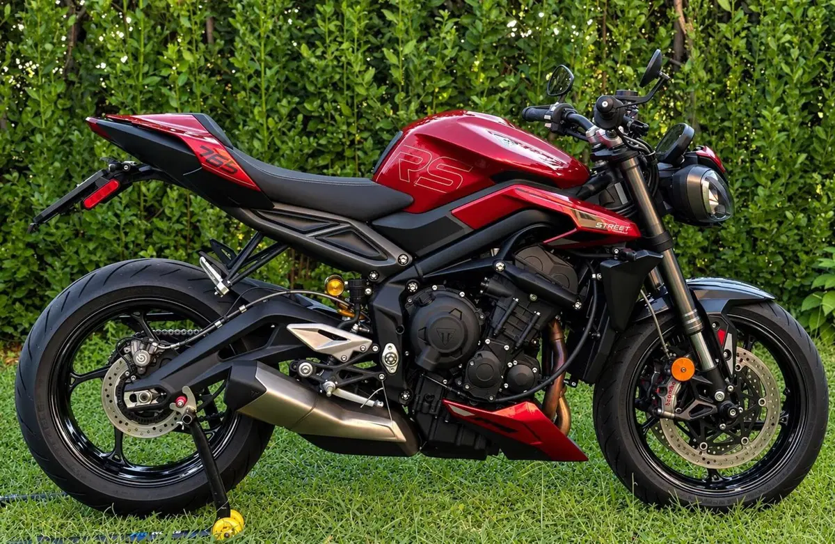 Triumph Street Triple 765 RS (2023 - 26)