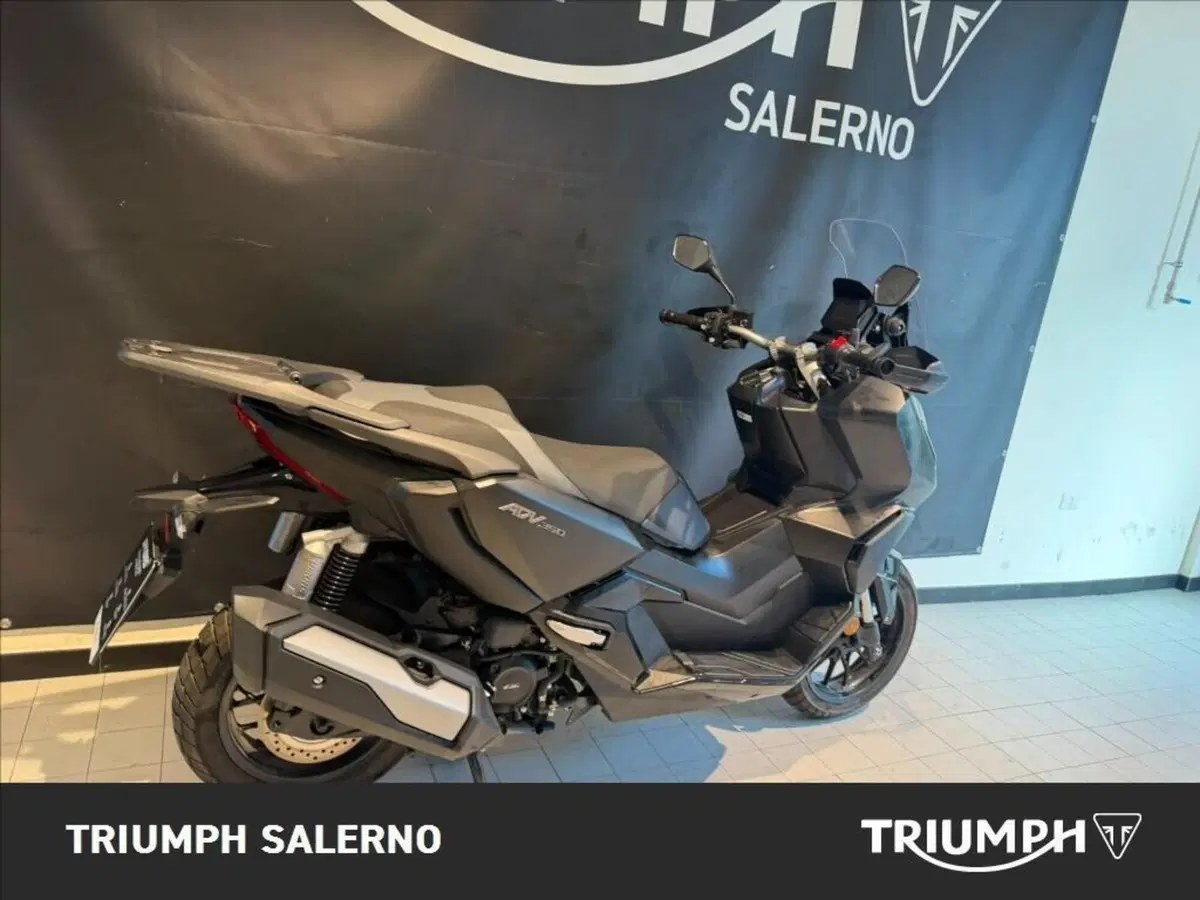 Honda ADV 350 (2022 - 24) (5)
