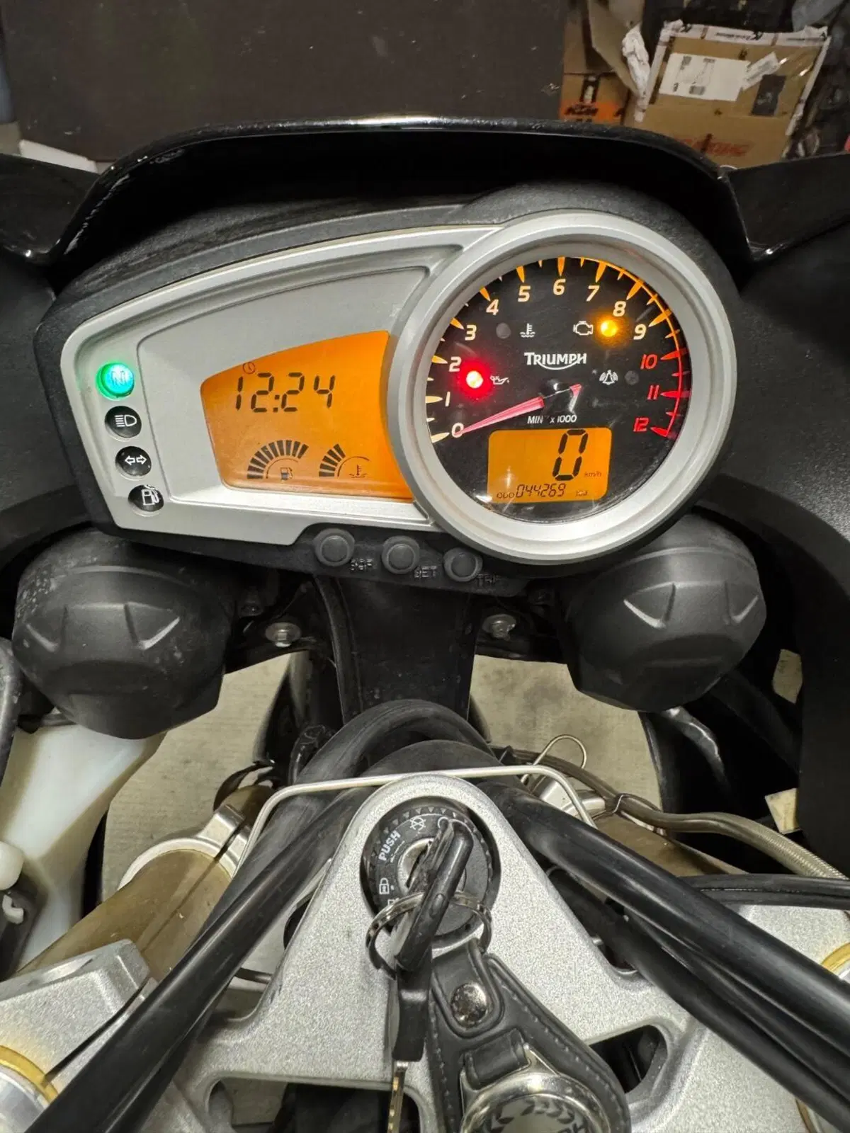 Triumph Tiger 1050 (2006 - 12) (6)