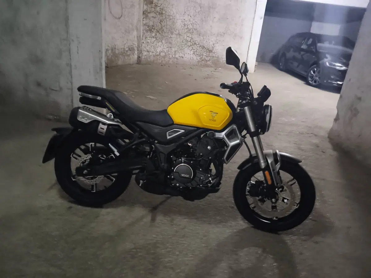 Voge Trofeo 350AC (2022 - 26) (2)