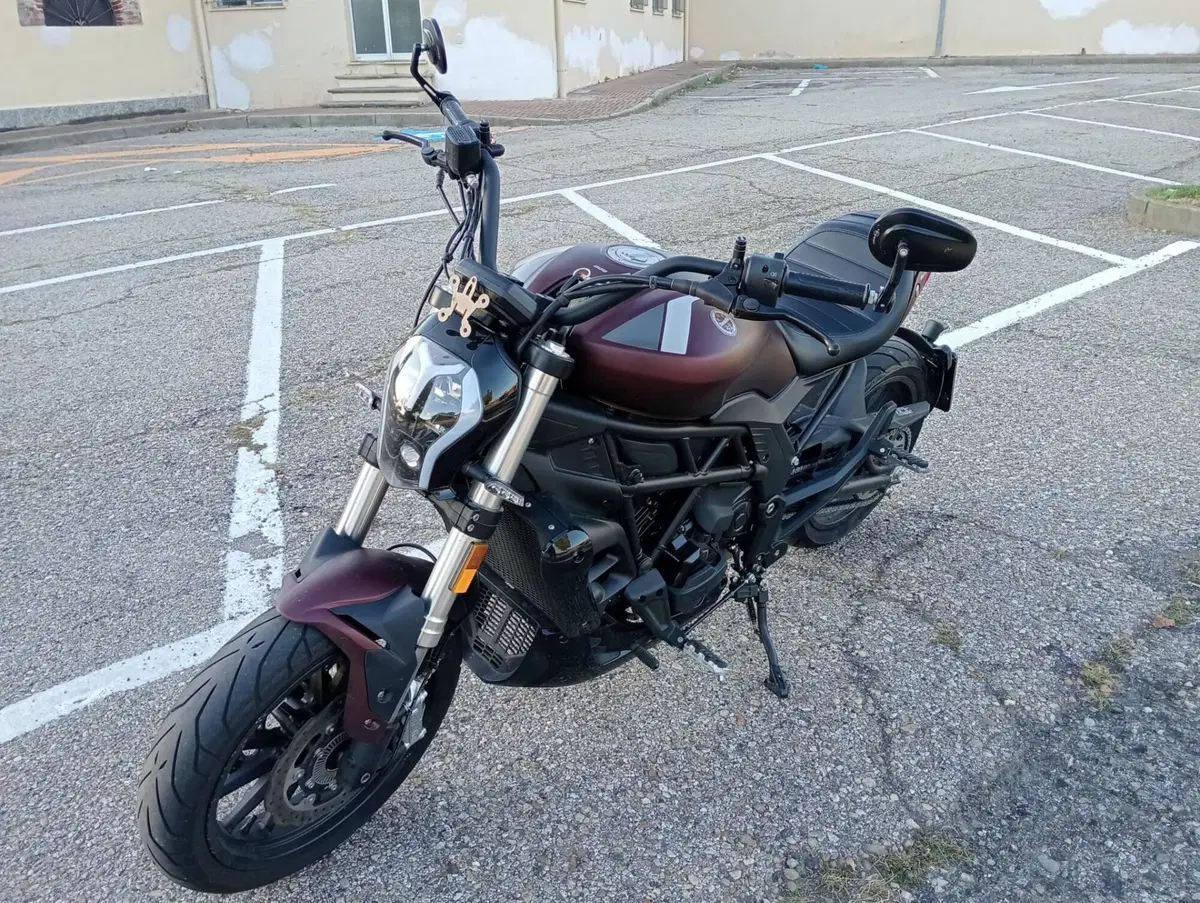 Benelli 502 C (2021 - 25) (3)