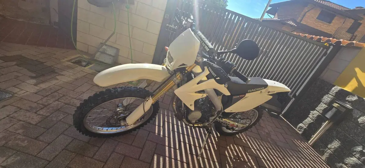 HM CRE 50 Six Racing (2010 - 12) (2)