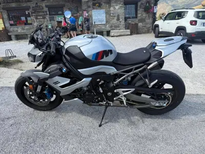 Bmw M 1000 R (2025 - 27) usata
