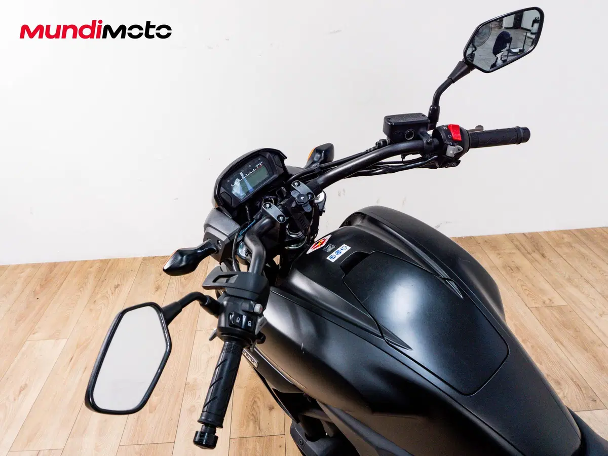 Honda CTX 700 ABS DCT (2014 - 16) (11)