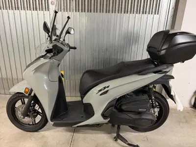 Honda SH 350i Sport (2025 - 26) usata