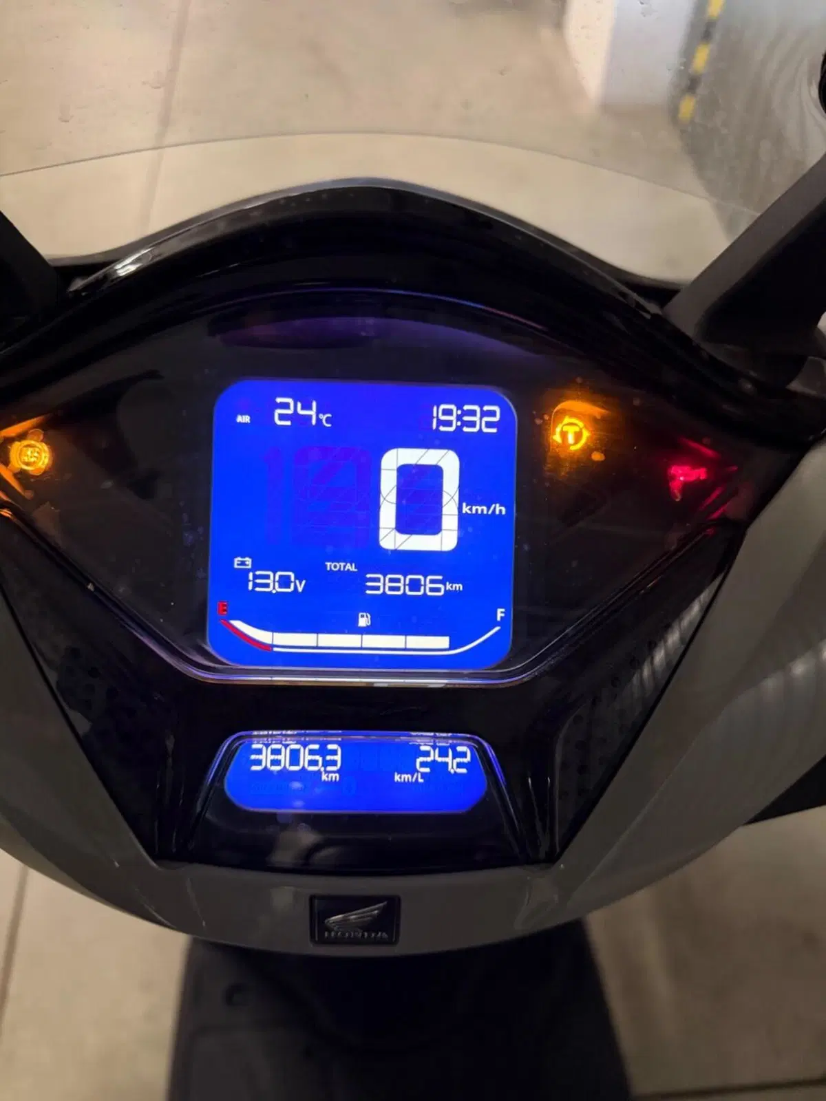 Honda SH 350i Sport (2025 - 26) (3)