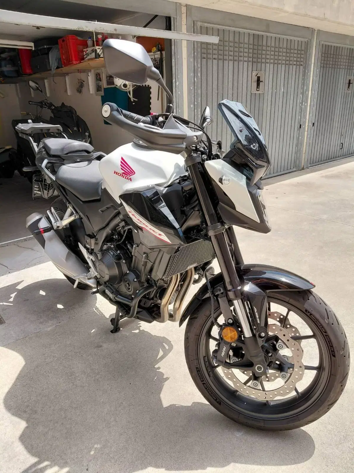 Honda CB 500 Hornet (2024 - 25) (3)