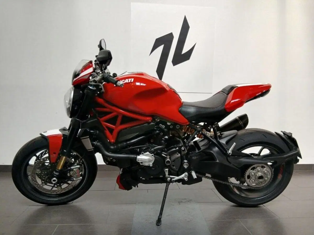 Ducati Monster 1200 R (2016 - 19)