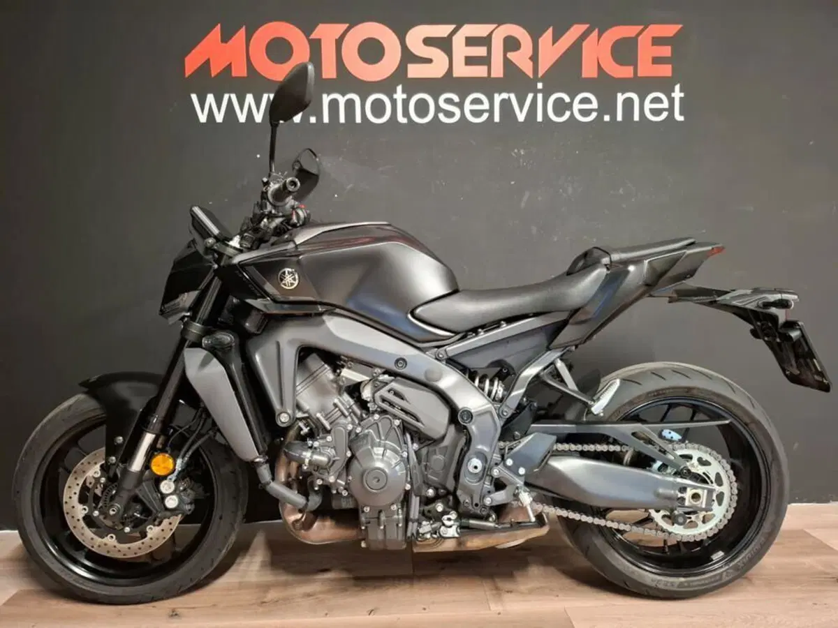 Yamaha MT-09 Y-AMT (2024 - 26)