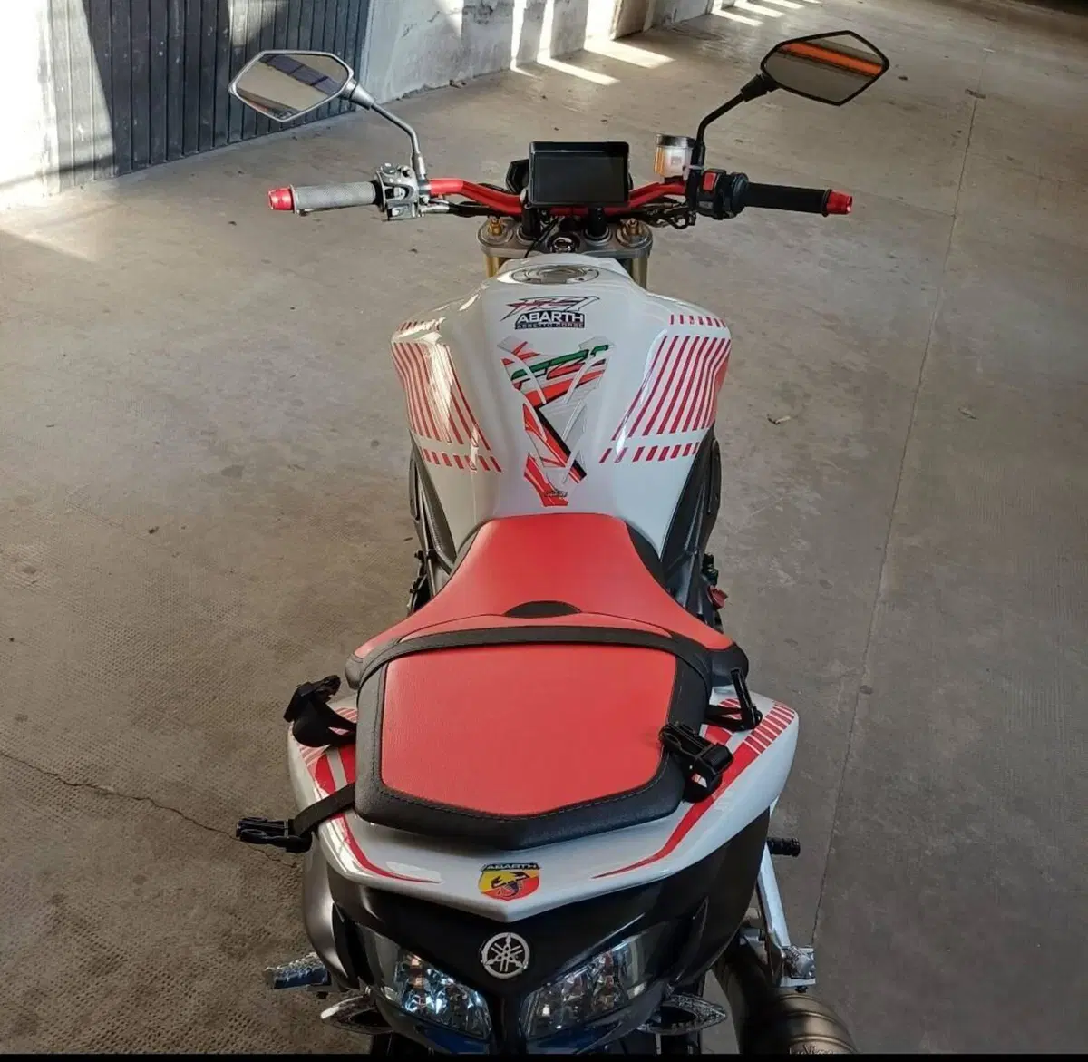 Yamaha FZ1 (2006 - 16) (3)