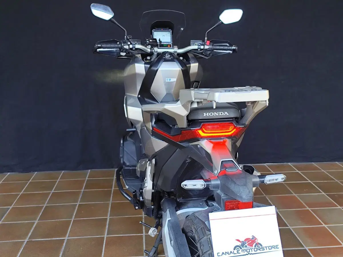 Honda X-ADV 750 (2018 - 20) (4)