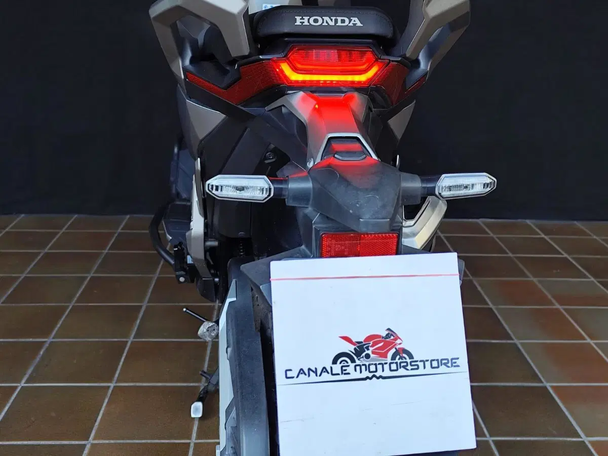 Honda X-ADV 750 (2018 - 20) (11)