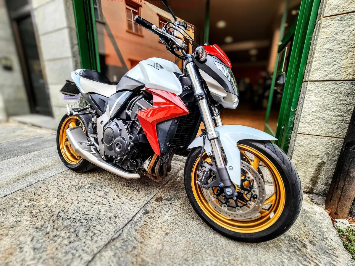 Honda CB 1000 R (2008 - 10) (7)