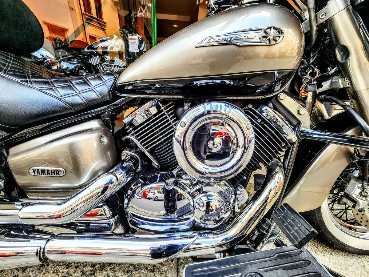 Yamaha XVS 1100 Drag Star A Classic (2000 - 06) (12)