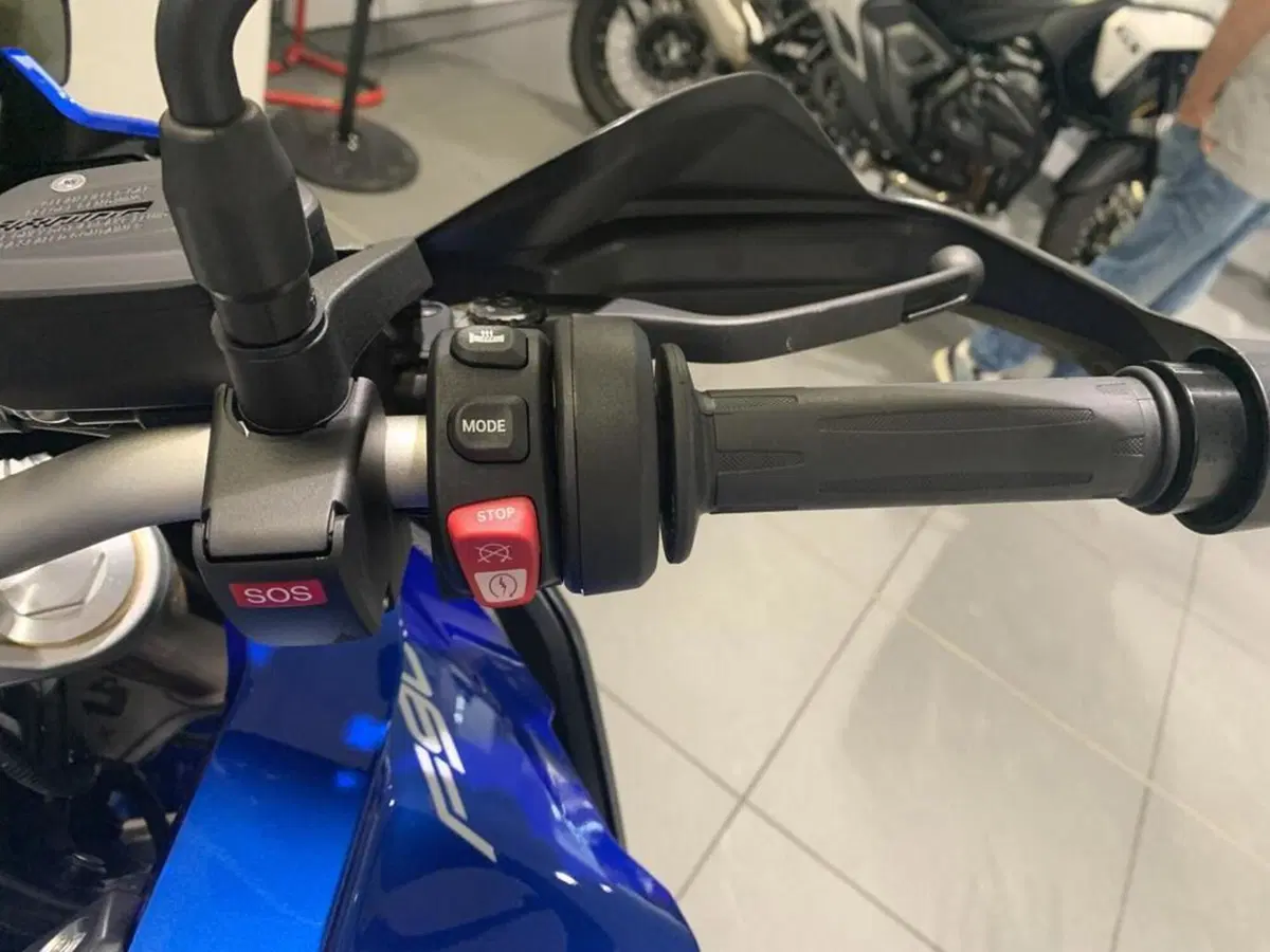 Bmw F 900 XR (2020 - 24) (6)