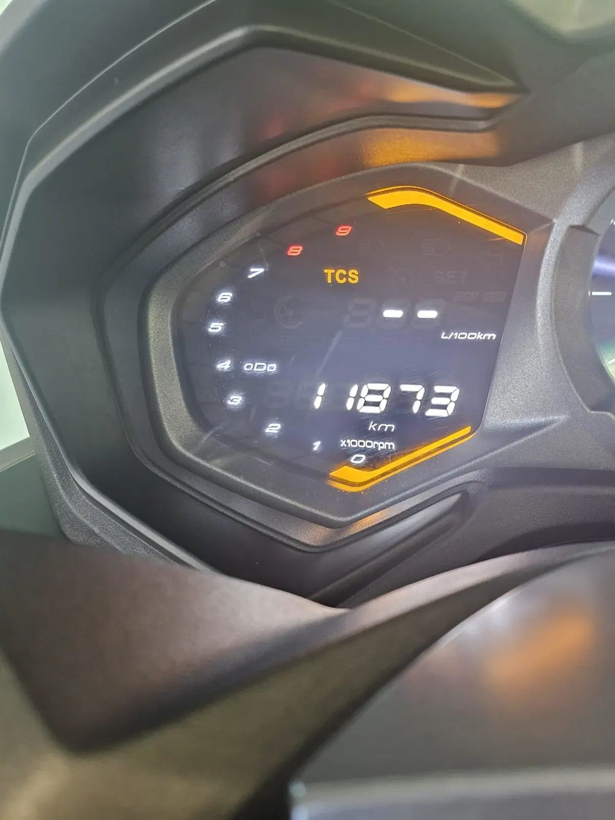 Kymco AK 550 Premium (2023 - 25) (5)