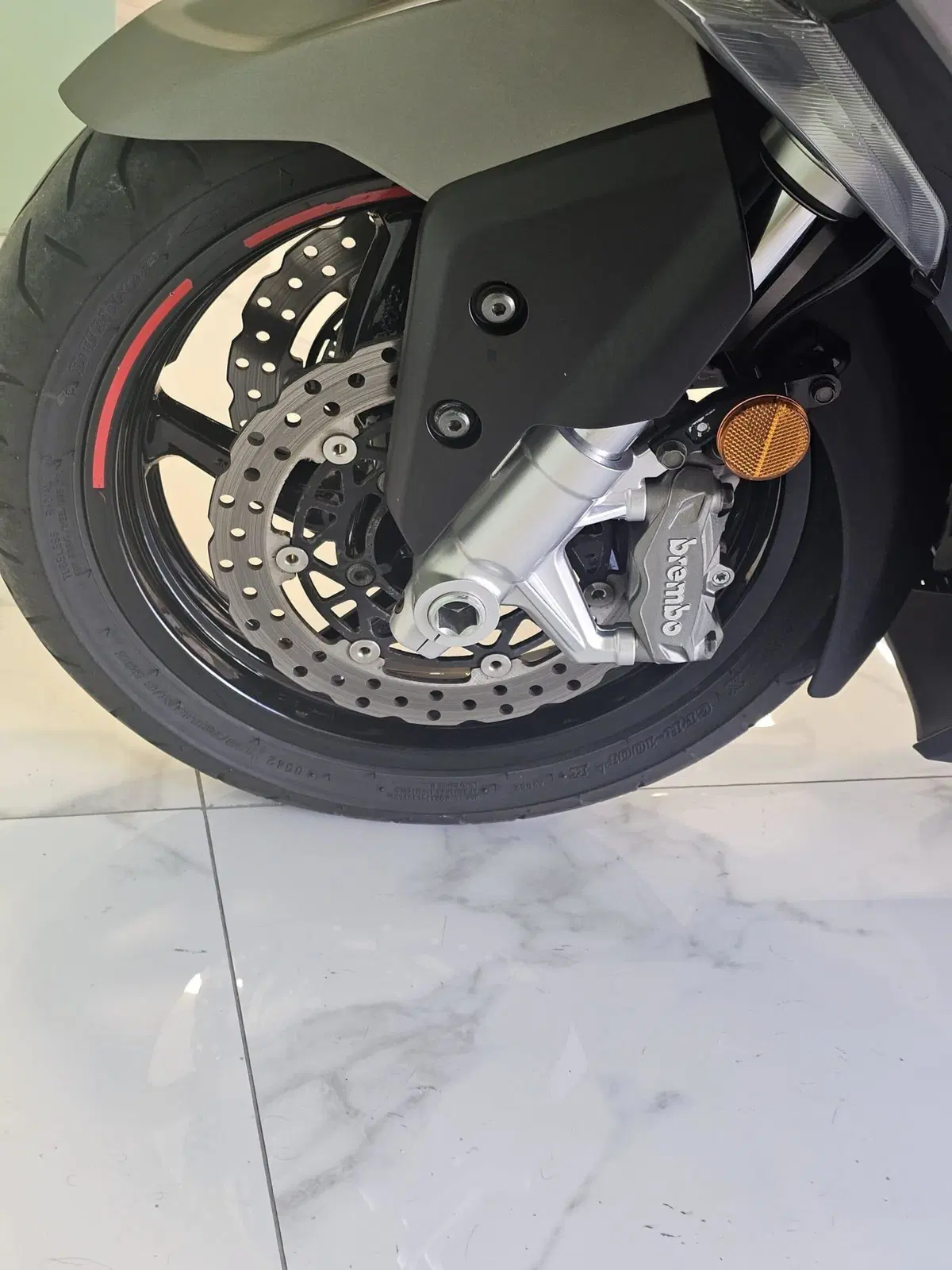 Kymco AK 550 Premium (2023 - 25) (10)
