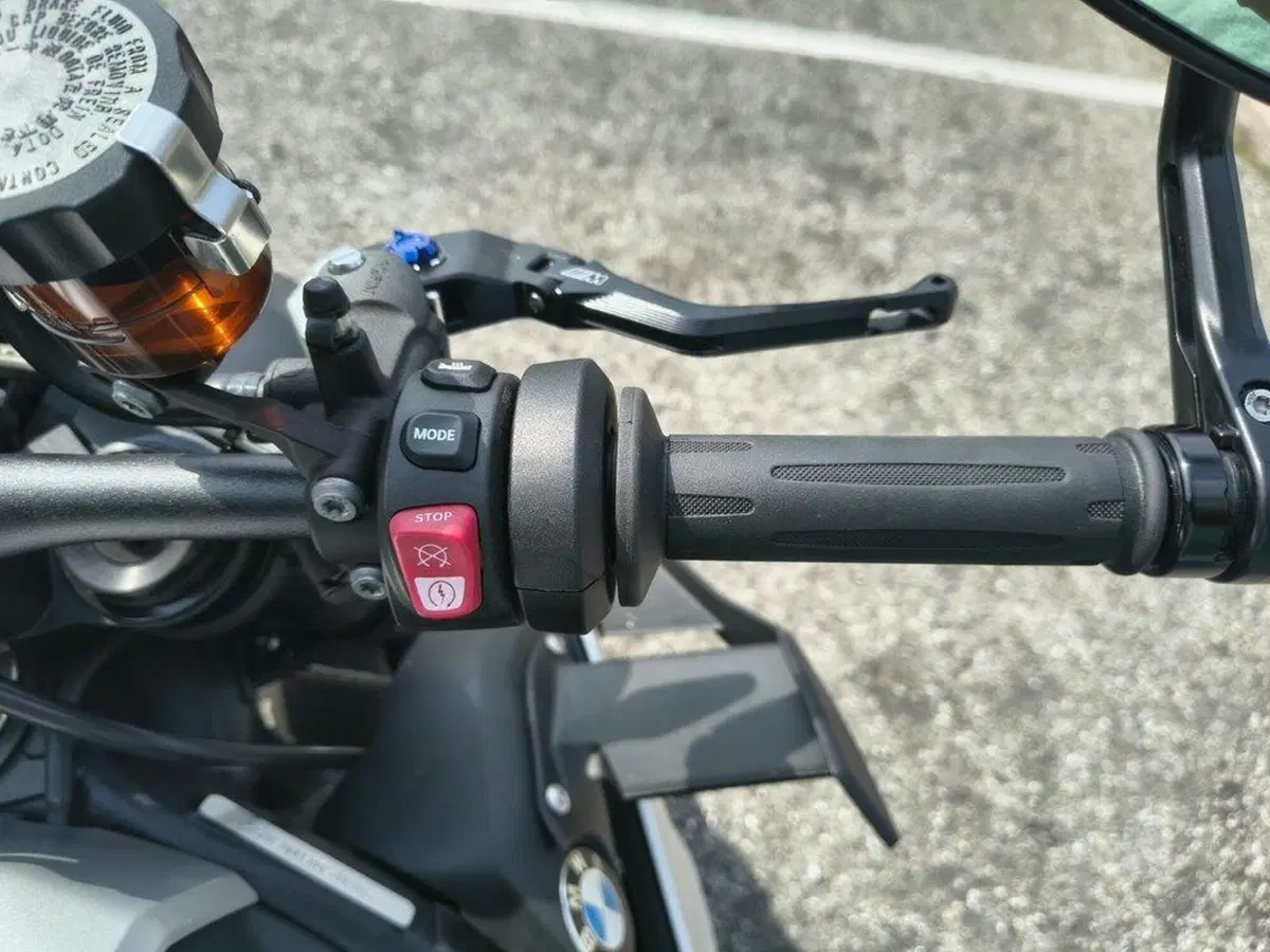 Bmw M 1000 R (2025 - 27) (4)
