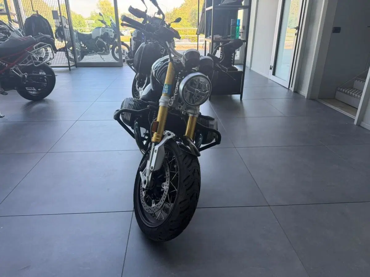 Bmw R nineT (2021 - 24) (8)