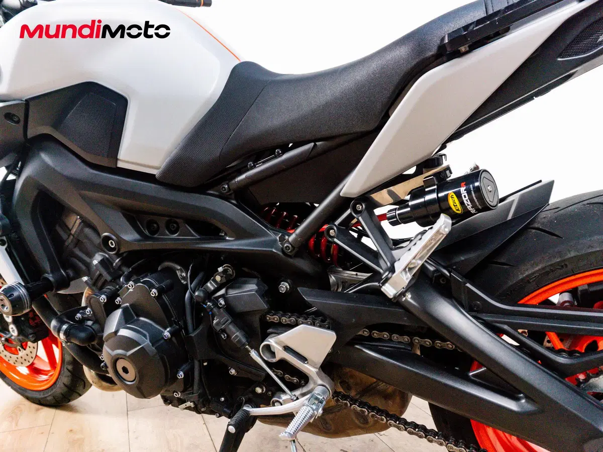 Yamaha MT-09 (2021 - 23) (10)