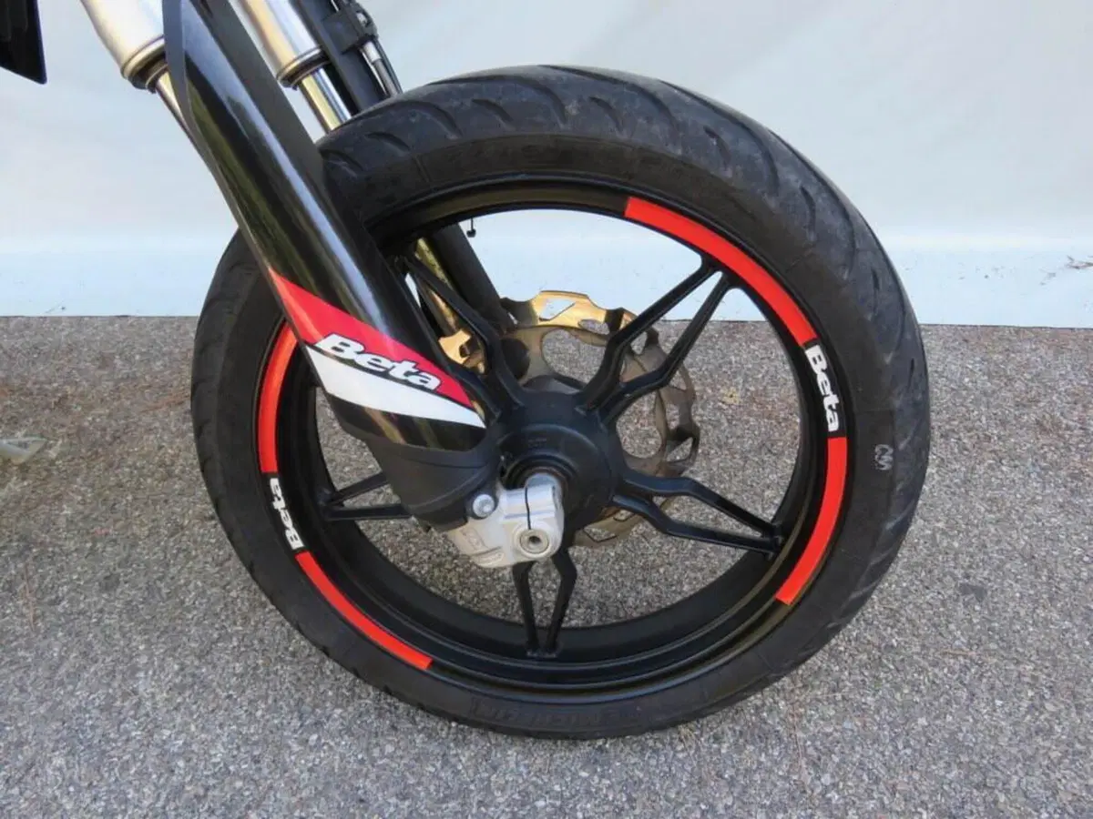 Betamotor RR 125 4T Motard LC (2021 - 23) (9)