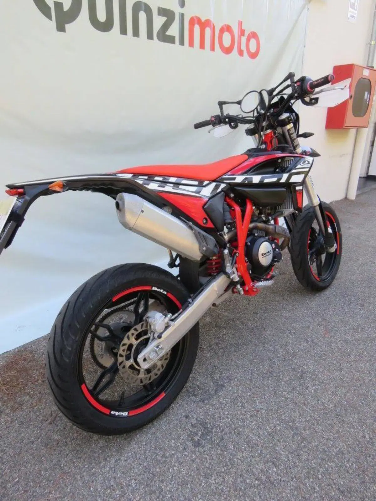 Betamotor RR 125 4T Motard LC (2021 - 23) (11)