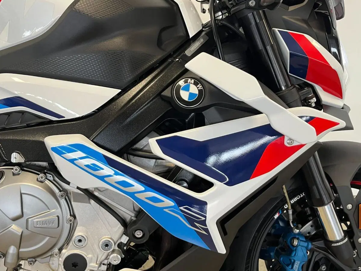 Bmw M 1000 R (2025 - 27) (7)