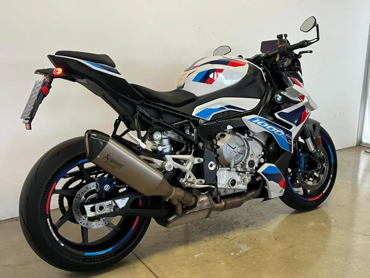 Bmw M 1000 R (2025 - 27) (6)