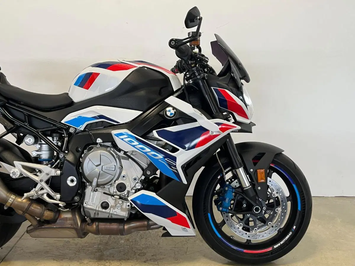 Bmw M 1000 R (2025 - 27) (4)