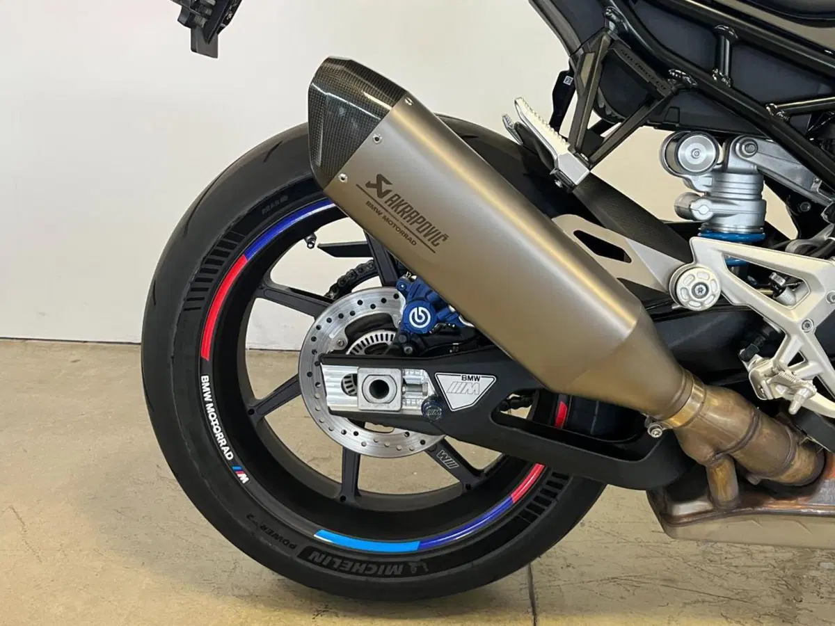 Bmw M 1000 R (2025 - 27) (8)