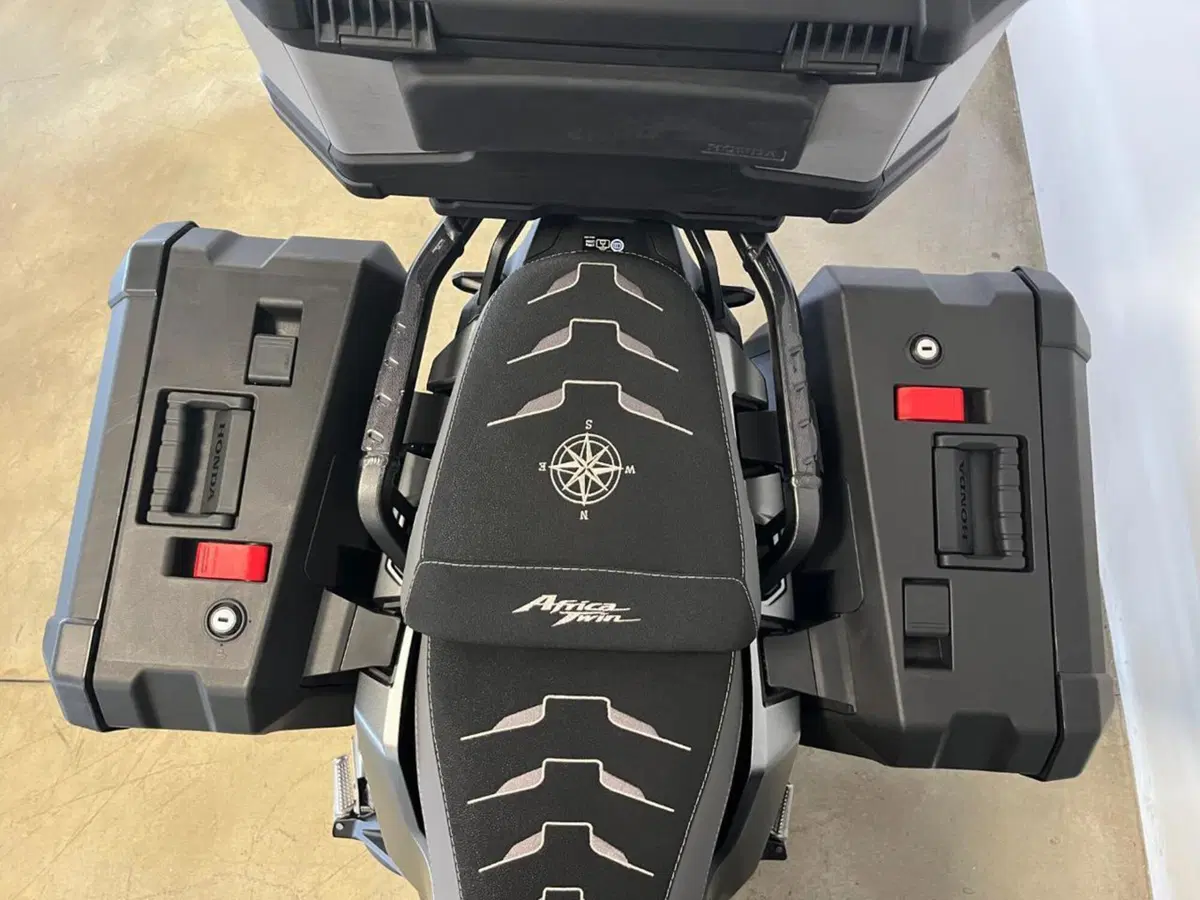 Honda Africa Twin CRF 1100L (2022 - 23) (8)
