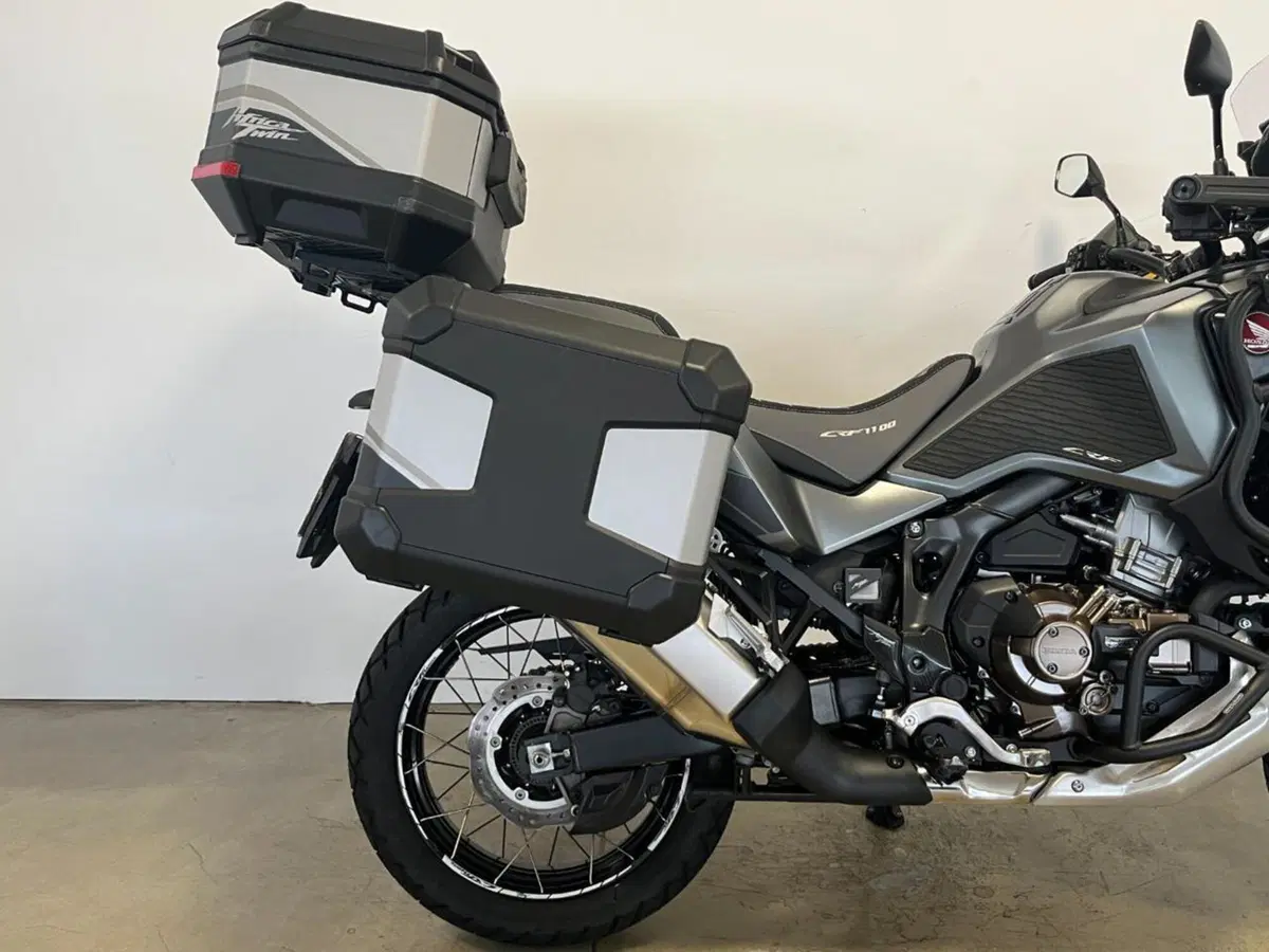 Honda Africa Twin CRF 1100L (2022 - 23) (6)
