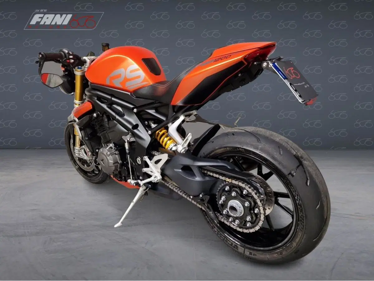 Triumph Speed Triple 1200 RS (2021 - 24) (5)