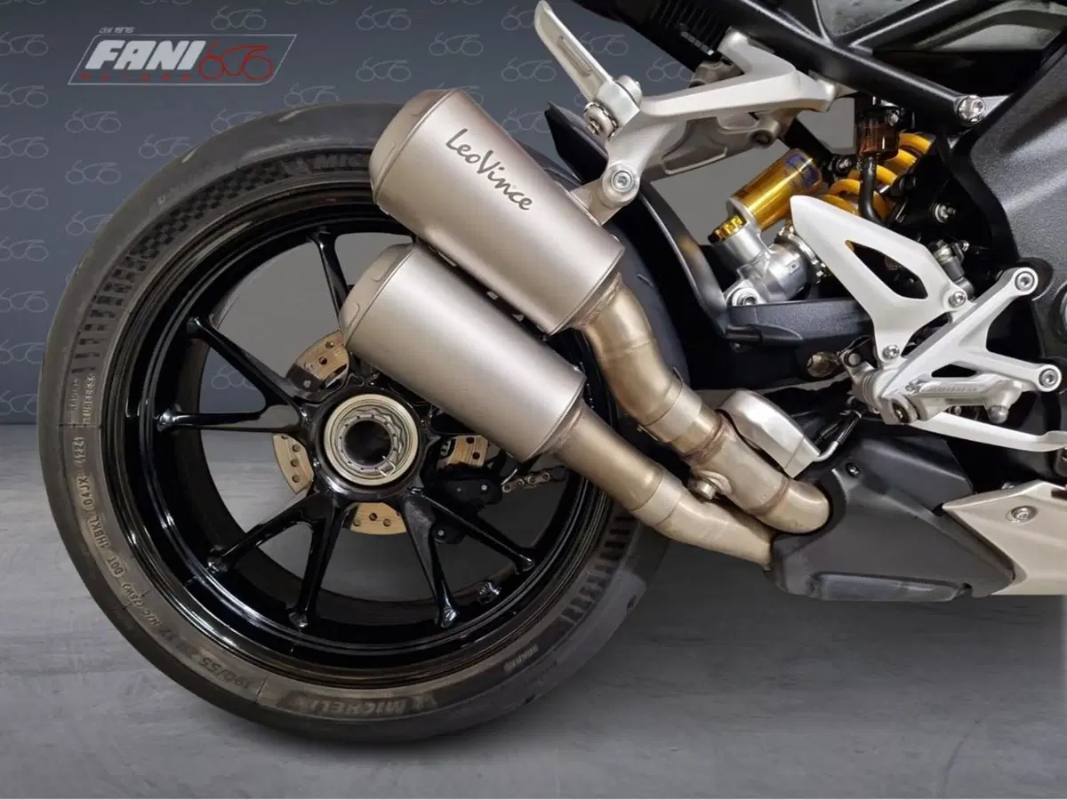 Triumph Speed Triple 1200 RS (2021 - 24) (7)