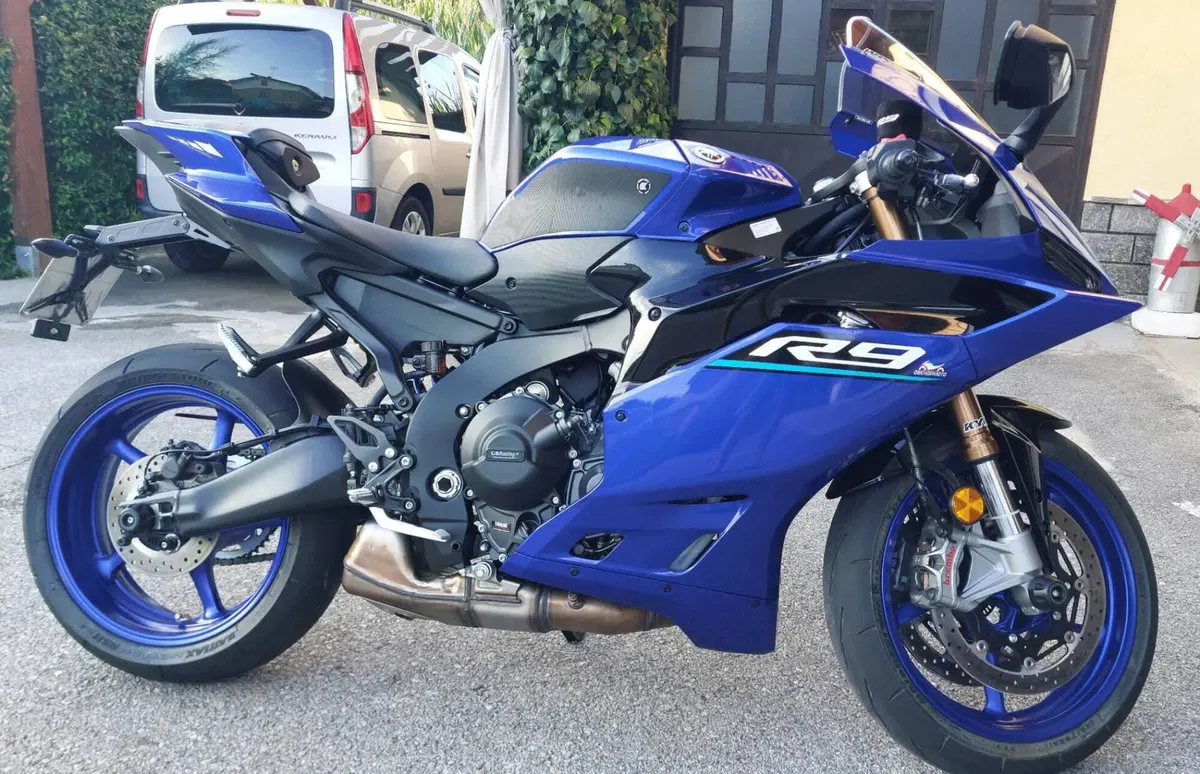 Yamaha YZF R9 (2025 - 26) (3)