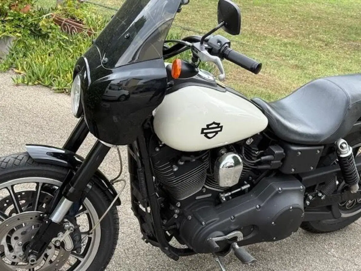 Harley-Davidson 1450 Super Glide Sport (1999 - 01) - FXDX (18)
