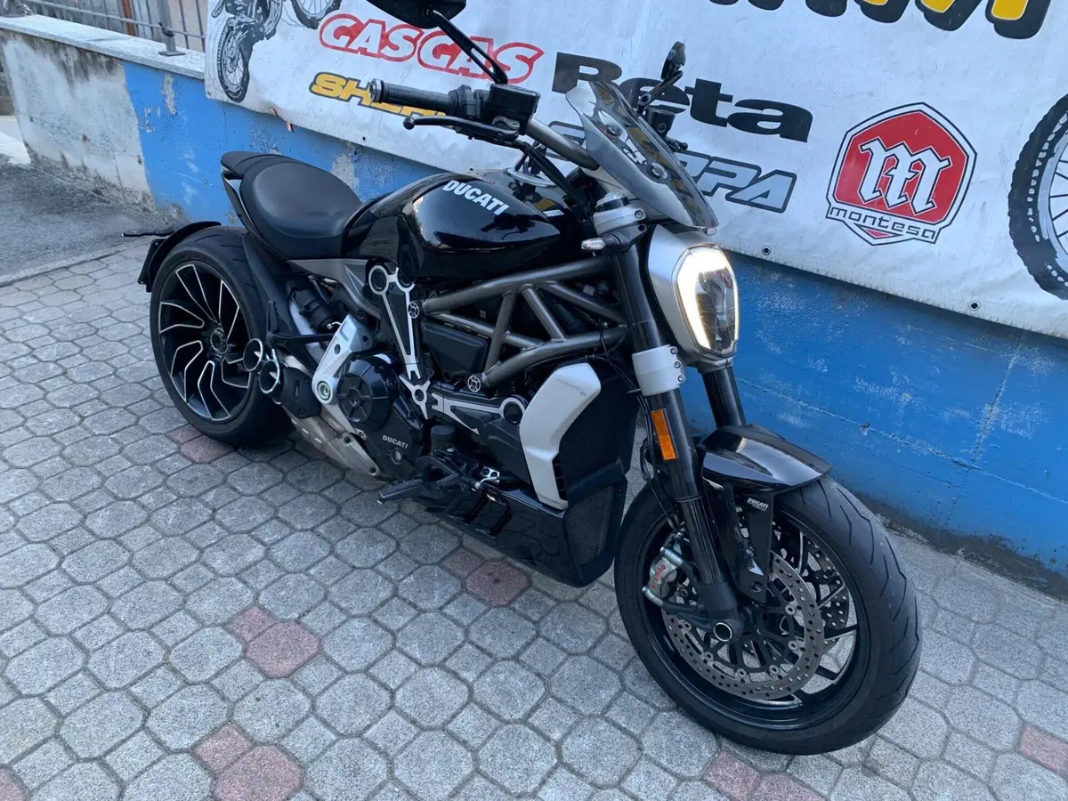 Ducati XDiavel 1262 S (2016 - 20) (2)