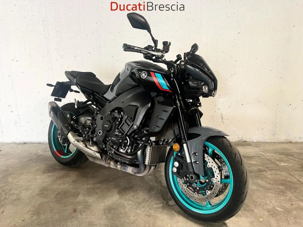 Yamaha MT-10 (2022 - 26) (6)