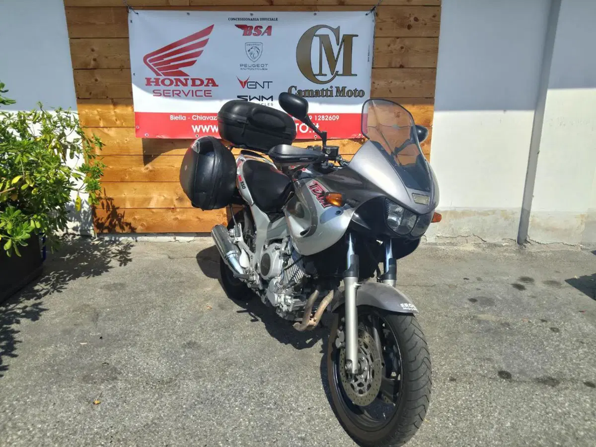 Yamaha TDM 850 (1996 - 01) (6)