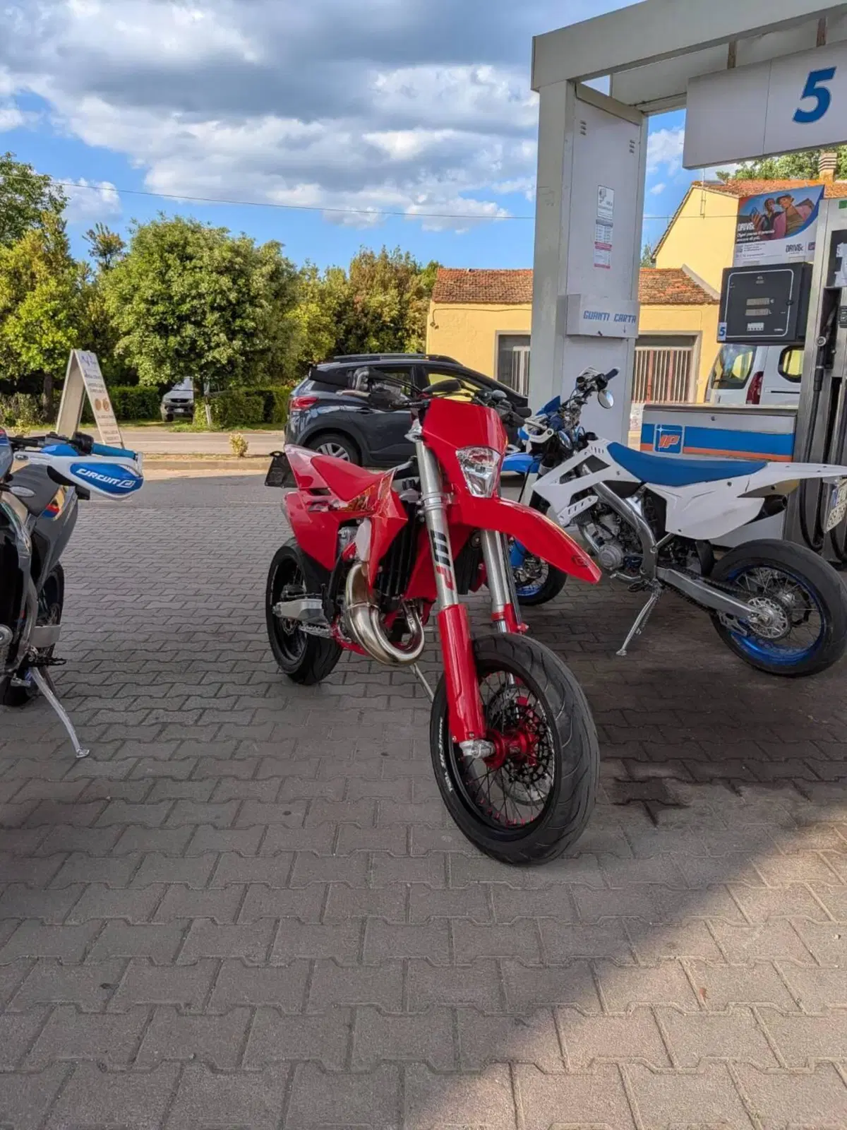 GASGAS EC 125 (2025) (3)