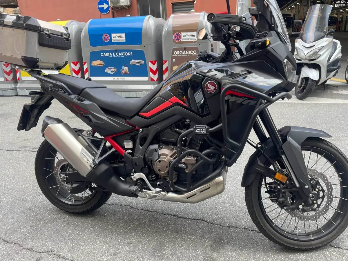 Honda Africa Twin CRF 1100L ES (2024 - 26) (2)