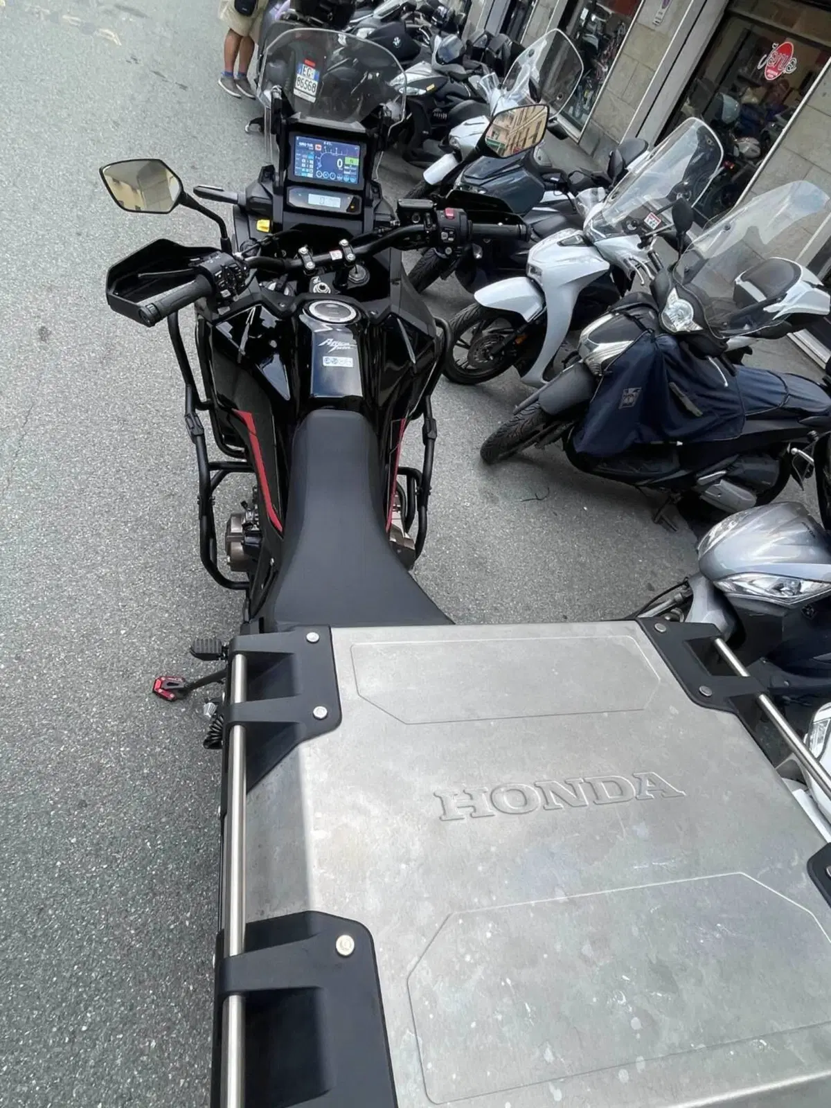 Honda Africa Twin CRF 1100L ES (2024 - 26) (7)
