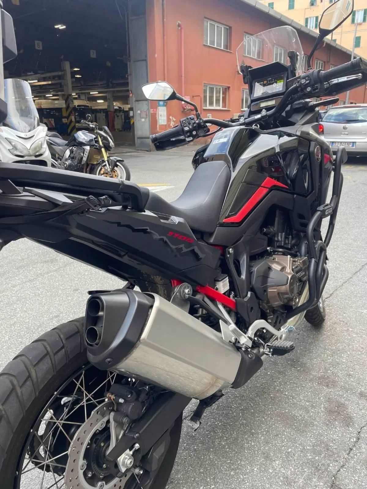 Honda Africa Twin CRF 1100L ES (2024 - 26) (9)