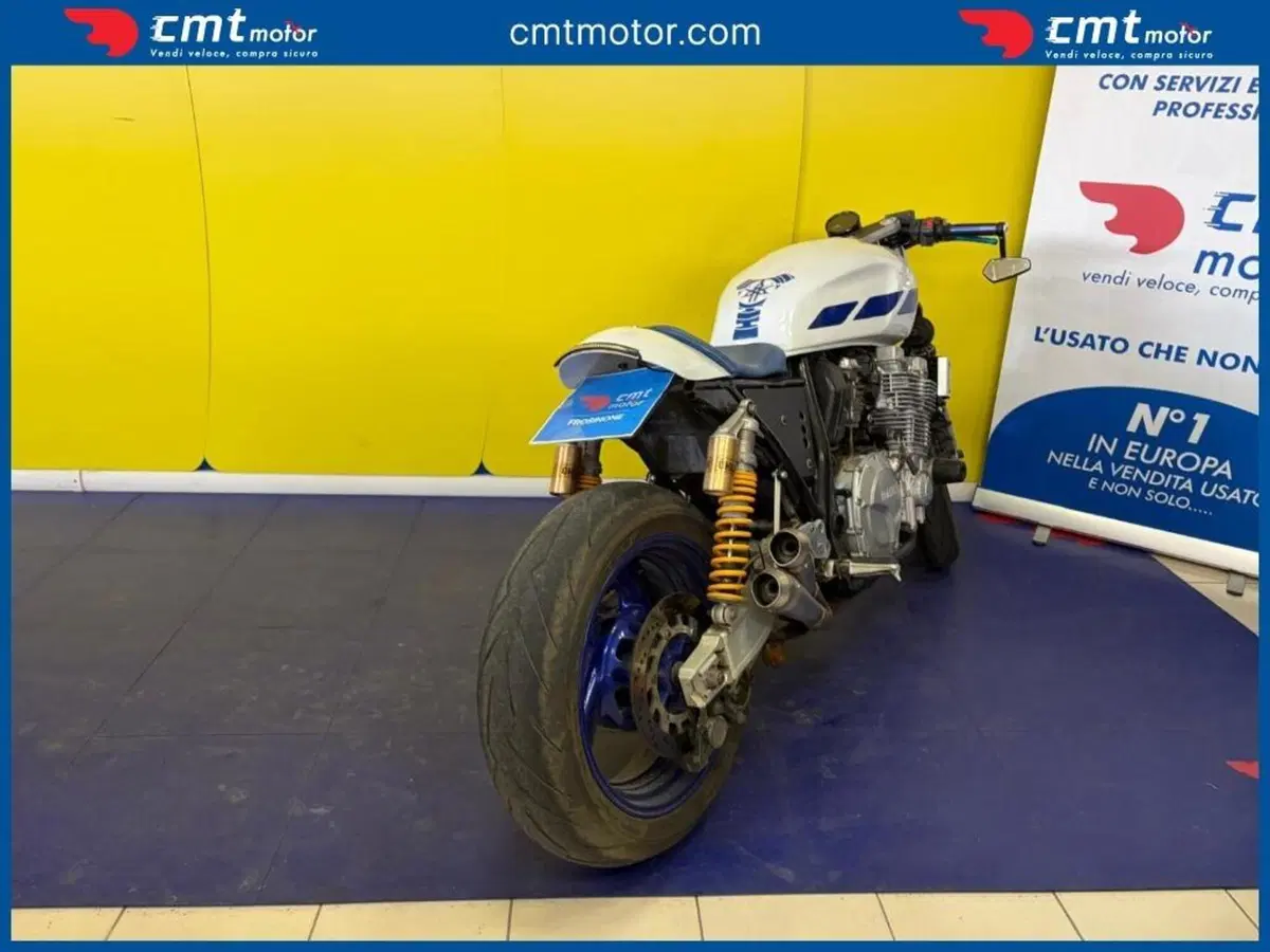 Yamaha XJR 1300 (1999 - 02) (4)