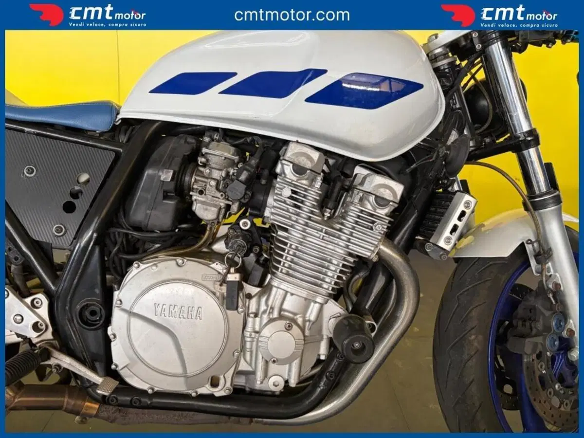 Yamaha XJR 1300 (1999 - 02) (6)
