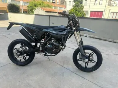 Betamotor RR 125 4T Motard T - X Special Edition (2025 - 26) nuova