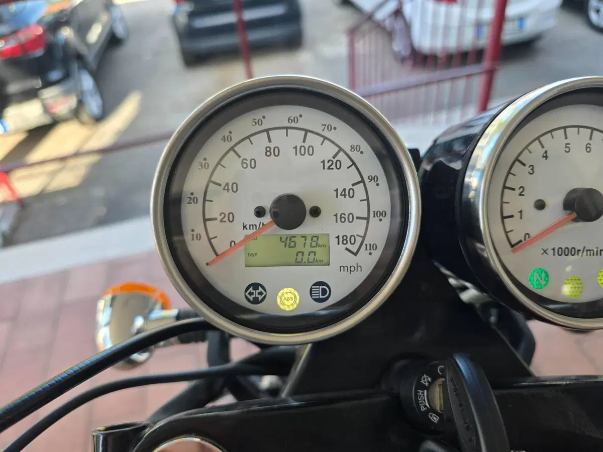 Mash Italia Six Hundred 650 (2021 - 25) (11)