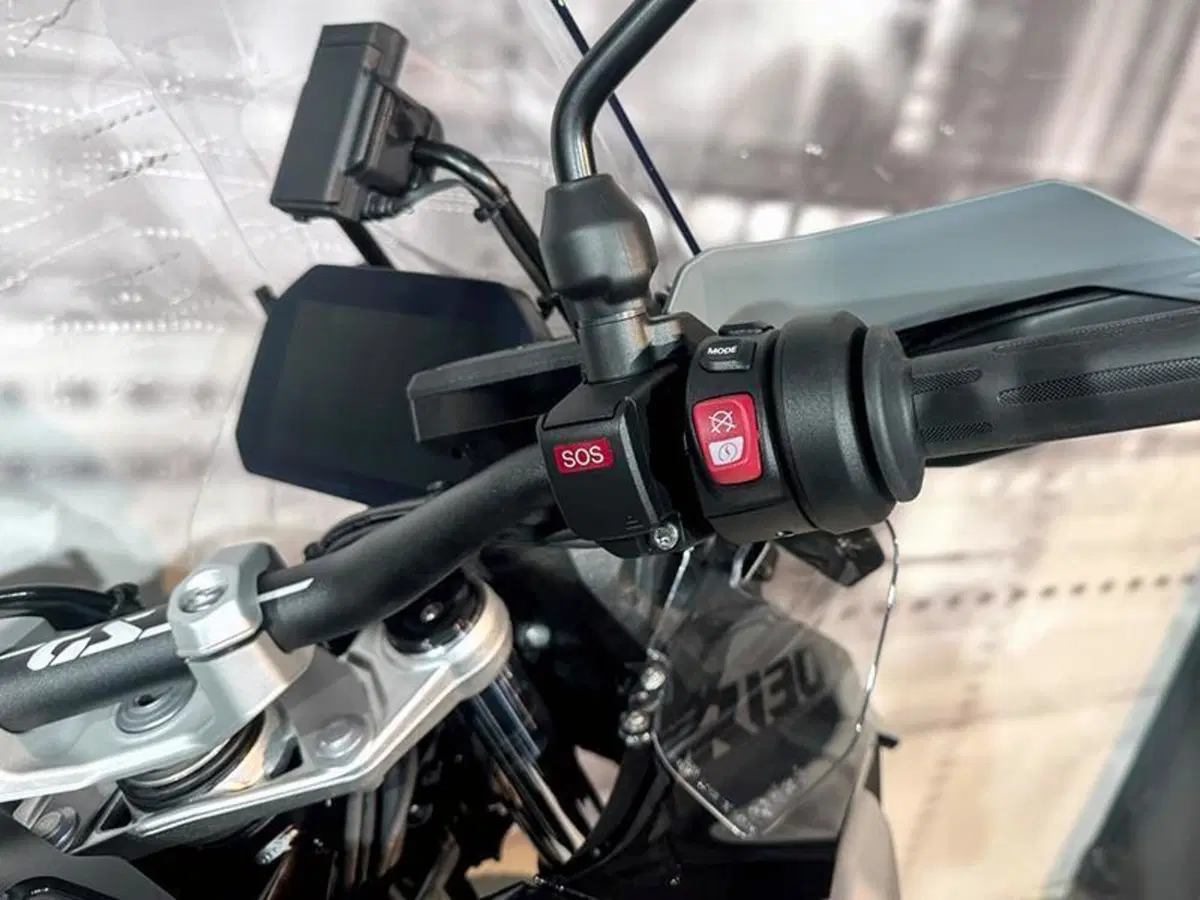 Bmw R 1300 GS Triple Black (2023 - 26) (5)