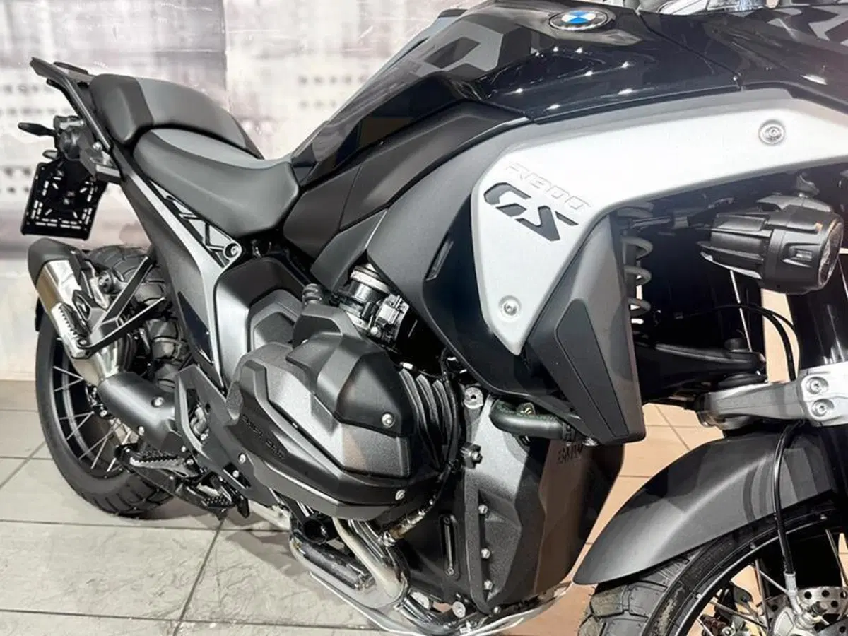 Bmw R 1300 GS Triple Black (2023 - 26) (3)